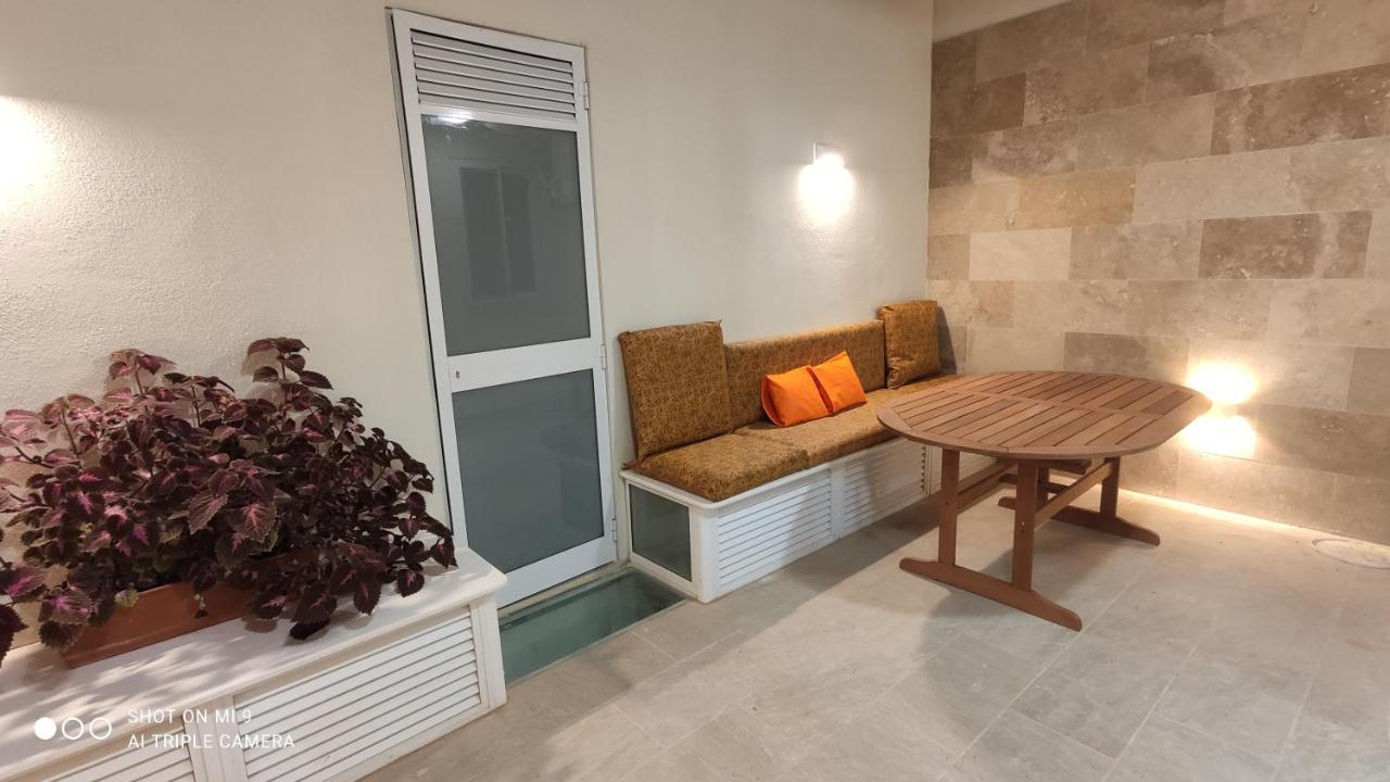 Aquamarine Sea Front Apartments - Elevated Ground Floor With Balcony And Yard Marsaskala Exterior photo