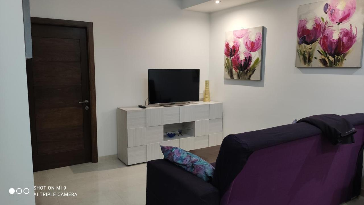 Aquamarine Sea Front Apartments - Elevated Ground Floor With Balcony And Yard Marsaskala Exterior photo